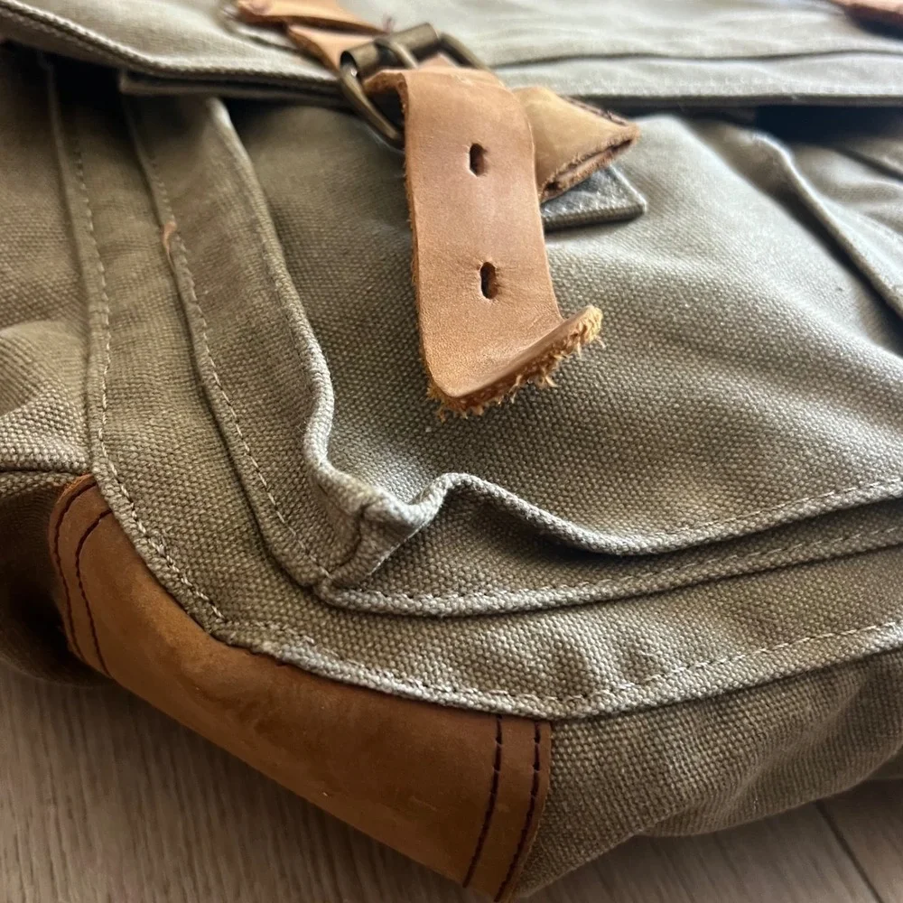 Sechunk Vintage Military Leather Canvas Laptop Bag Messenger BagKhaki Green